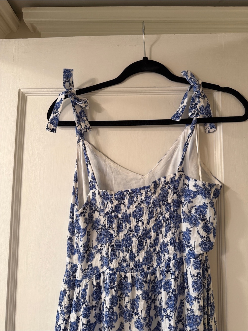 Cynthia Rowley Blue and White Floral Maxi Dress - Picture 5 of 6